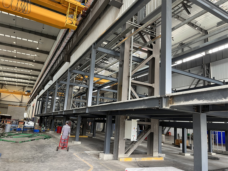 Bâtiment en acier industriel d'atelier préfabriqué par grand espace d'entrepôt de cadre de structure métallique légère durable 